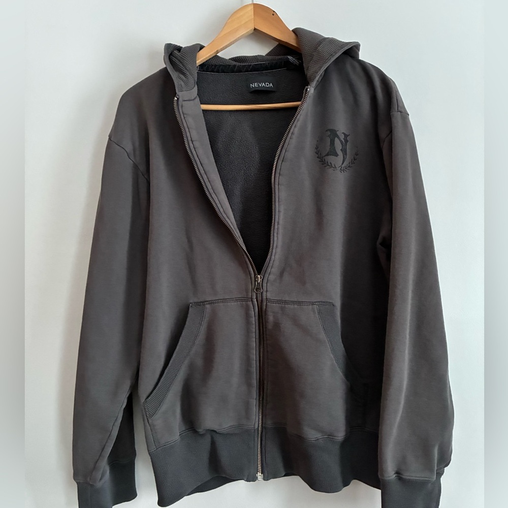 Men's Gray Hoodie